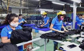 Nhiều doanh nghiệp dệt may có đơn hàng đến hết tháng 9