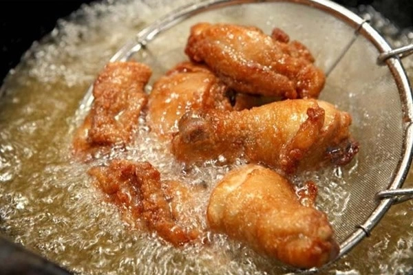 Những thực phẩm nên tránh xa tuyệt đối nếu không muốn gây tổn thương hệ tiêu hóa