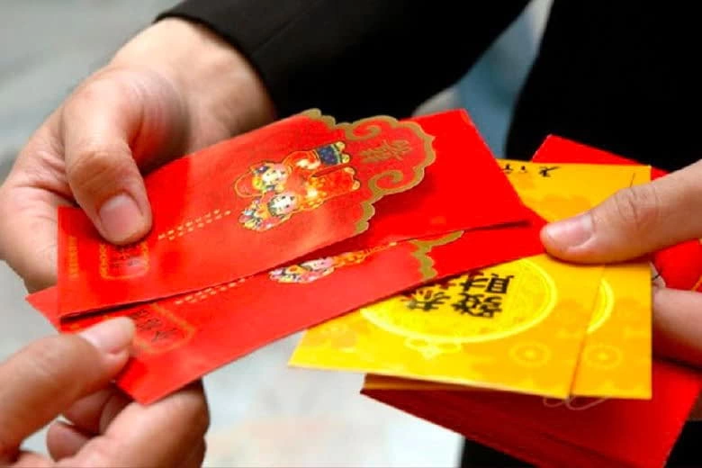 Bài học giúp một đứa trẻ trưởng thành có thể đến từ tiền mừng tuổi