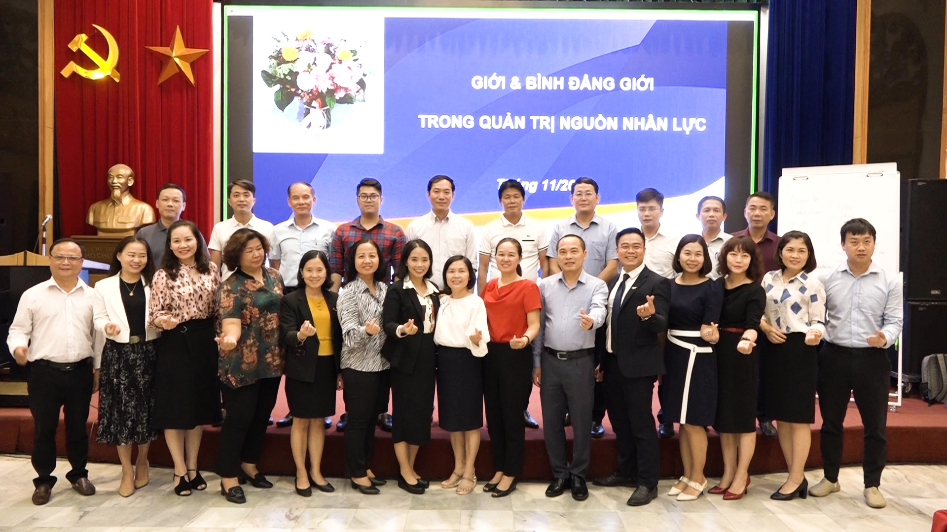 Đào tạo giới và bình đẳng giới trong quản trị nguồn nhân lực tại TCT May 10