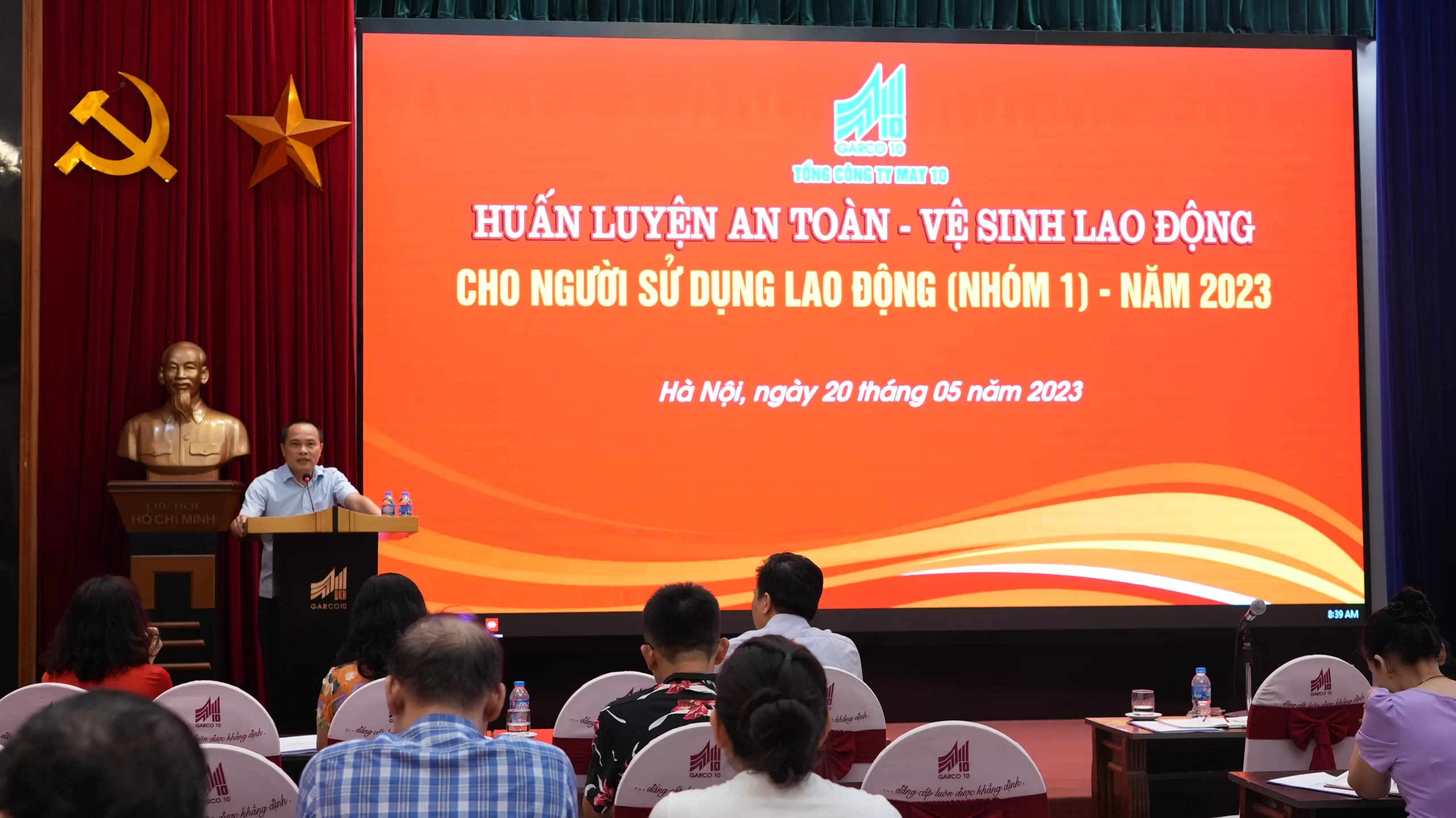May 10 huấn luyện vệ sinh – an toàn lao động cho nhóm 1