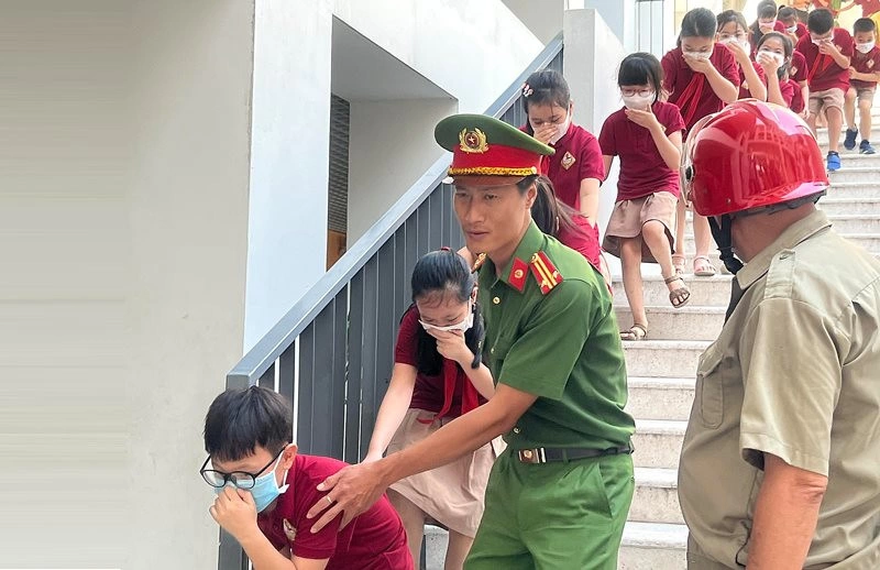 Rèn kỹ năng giữ an toàn cho học sinh