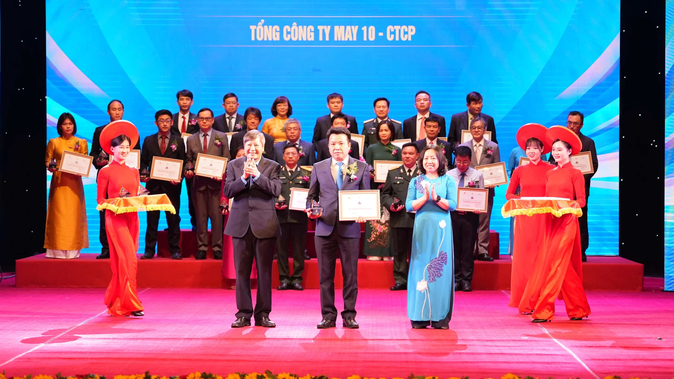 Tự hào đơn vị 8 lần liên tiếp được tôn vinh