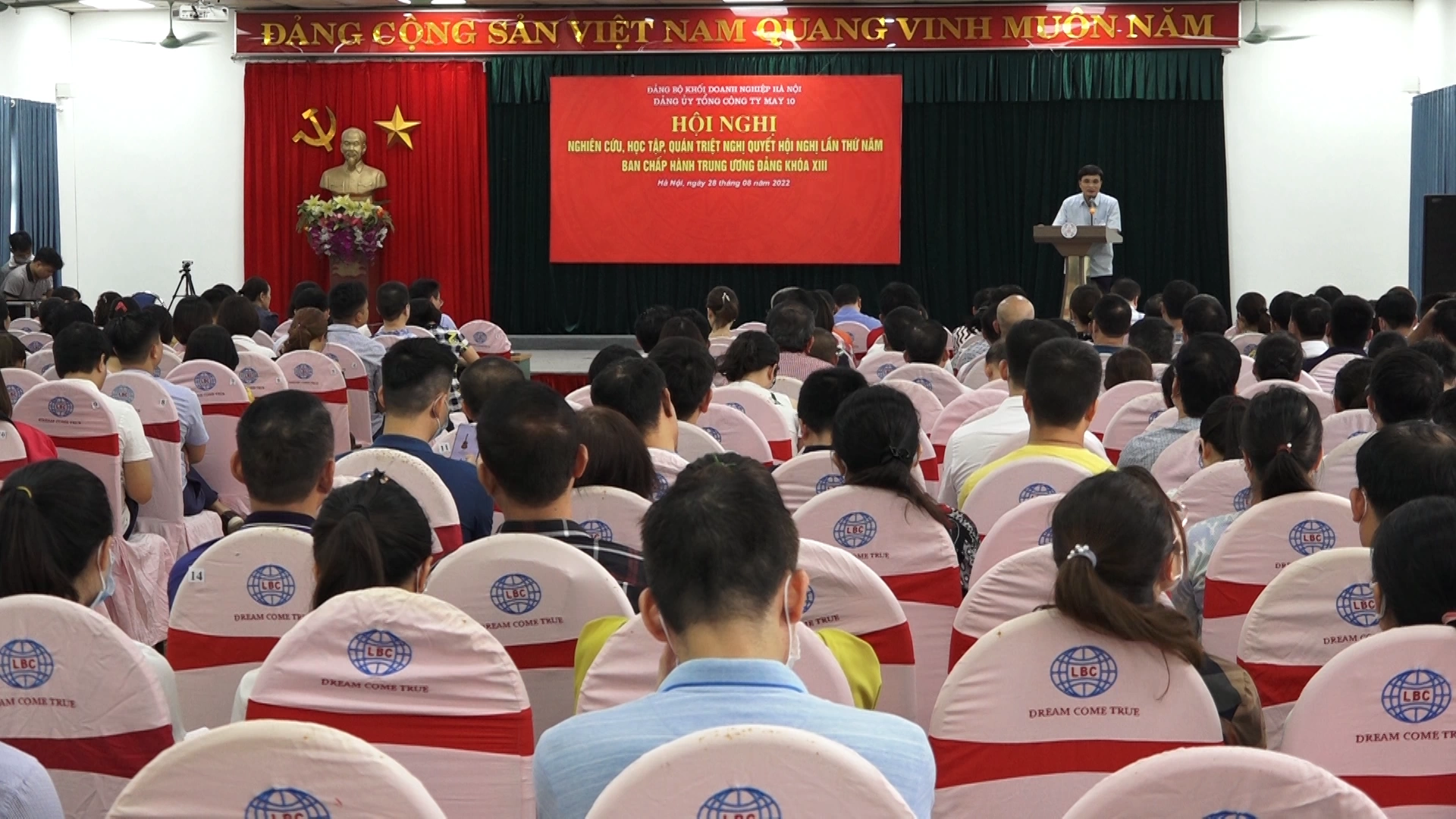 Đảng ủy May 10 tổ chức Hội nghị học tập, quán triệt Nghị quyết Hội nghị lần thứ năm, khóa XIII