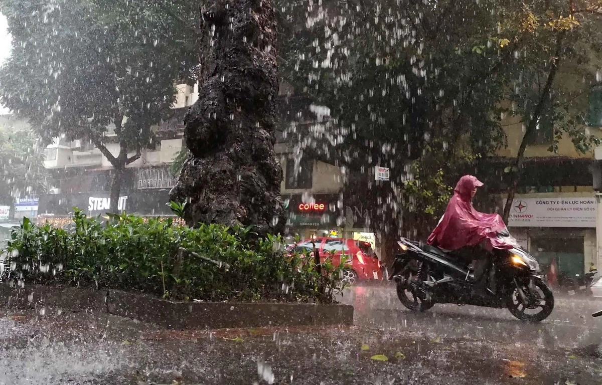 Cảnh báo mưa lớn ở Bắc Bộ và Bắc Trung Bộ