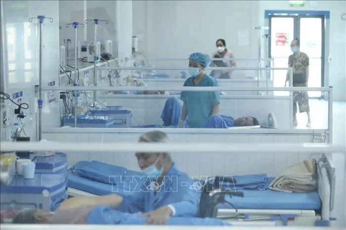 Hà Nội: Bệnh nhân COVID-19 nhập viện tăng