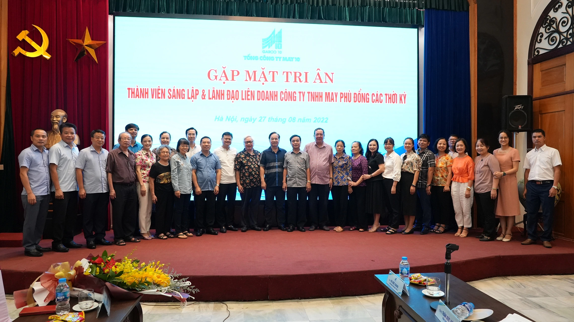 Gặp mặt tri ân thành viên sáng lập và lãnh đạo liên doanh Công ty TNHH May Phù Đổng các thời kỳ