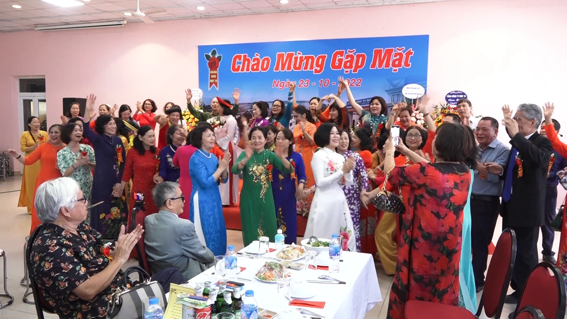 Cuộc hội ngộ thân tình và đầm ấm của con em “Quân khu May 10”