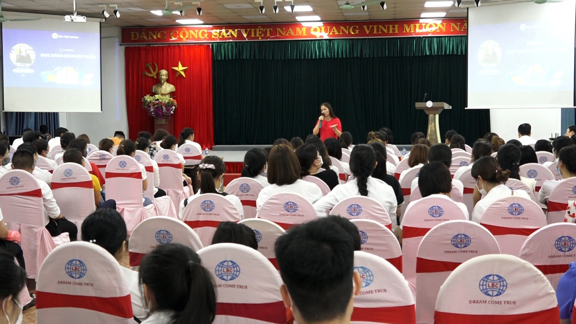 May 10 tổ chức Hội thảo chuyên đề “Đọc sách để phát triển” cho người lao động