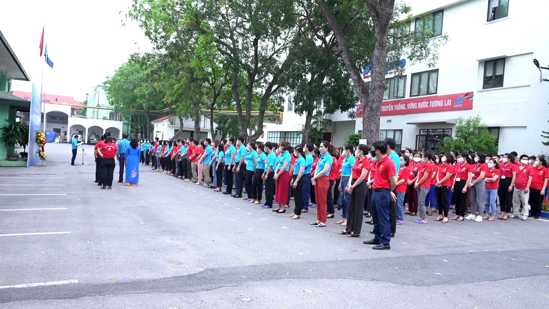 Lễ phát động Tháng Công nhân và Tháng hành động về An toàn VSLĐ 2022