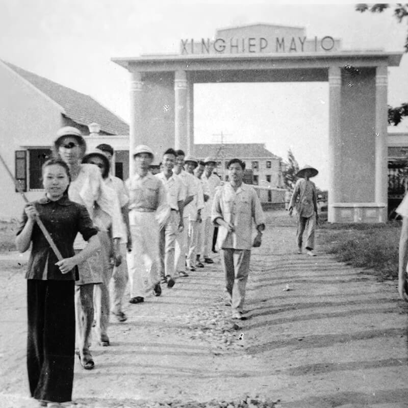 Xí nghiệp May 10