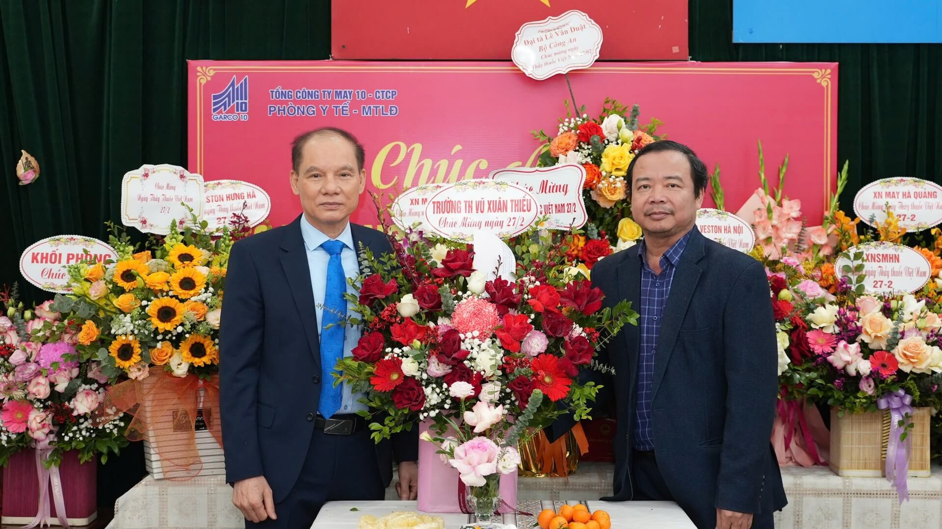 TRI ÂN NHỮNG NGƯỜI THẦY THUỐC TẬN TÂM CỦA TỔNG CÔNG TY MAY 10
