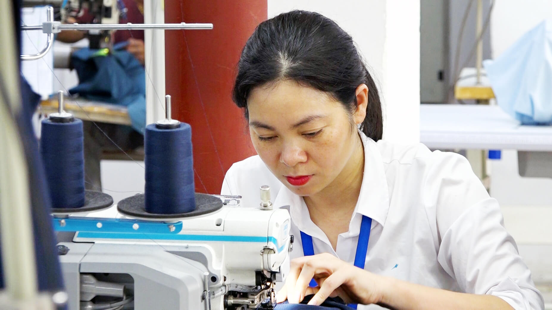 Người thợ may có đôi bàn tay vàng  là tân Ủy viên Ủy ban Trung ương MTTQ Việt Nam khóa X
