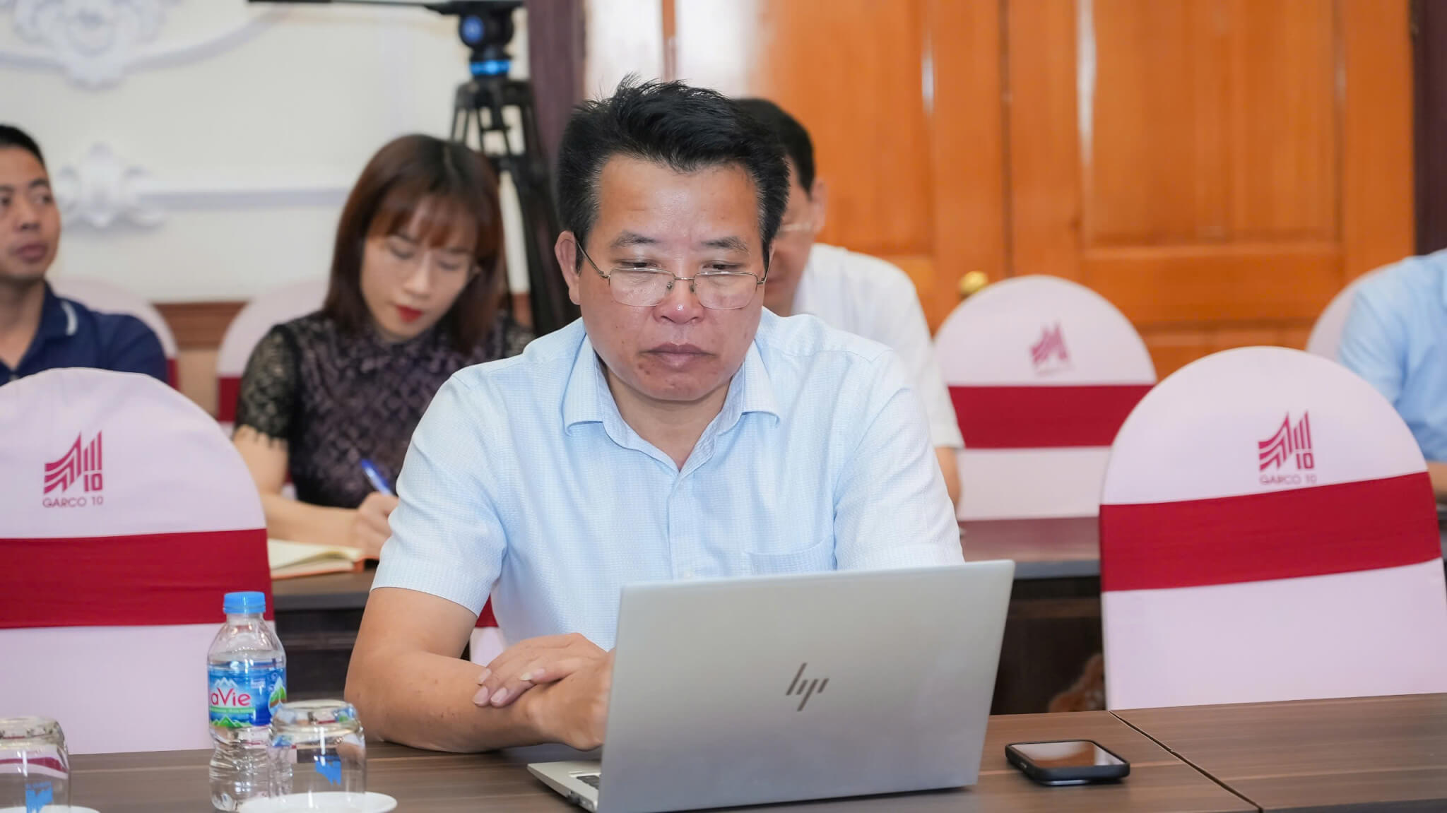 Đảng ủy Tổng Công ty May 10 tiếp sóng Hội nghị toàn quốc quán triệt, triển khai thực hiện Nghị quyết Hội nghị Trung ương 1