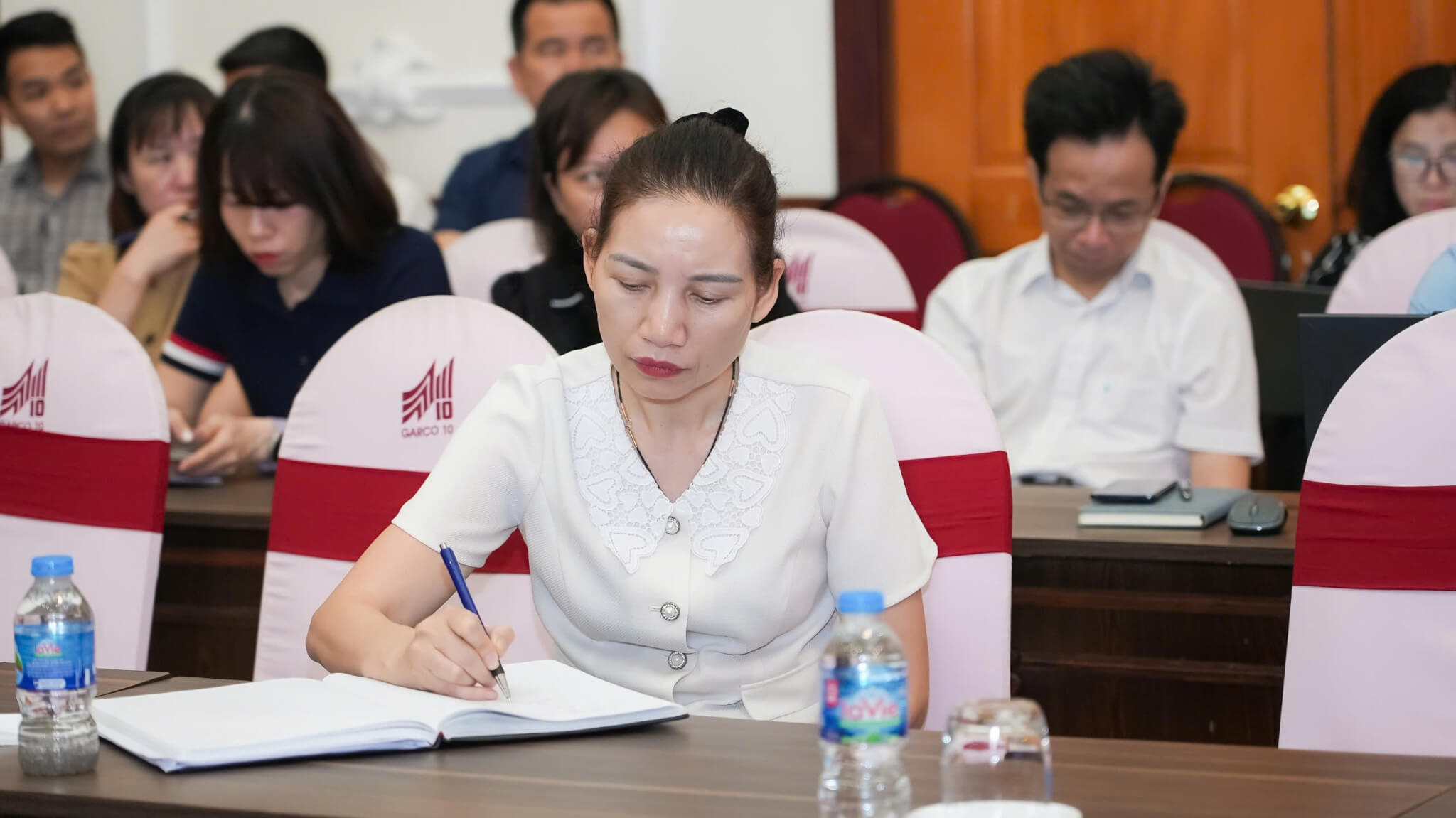 Đảng ủy Tổng Công ty May 10 tiếp sóng Hội nghị toàn quốc quán triệt, triển khai thực hiện Nghị quyết Hội nghị Trung ương 1