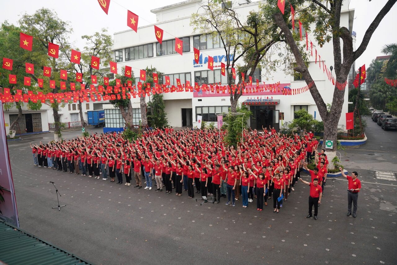 Hào khí Tháng Tư – 50 năm thống nhất đất nước  và hành trình vươn tới tương lai