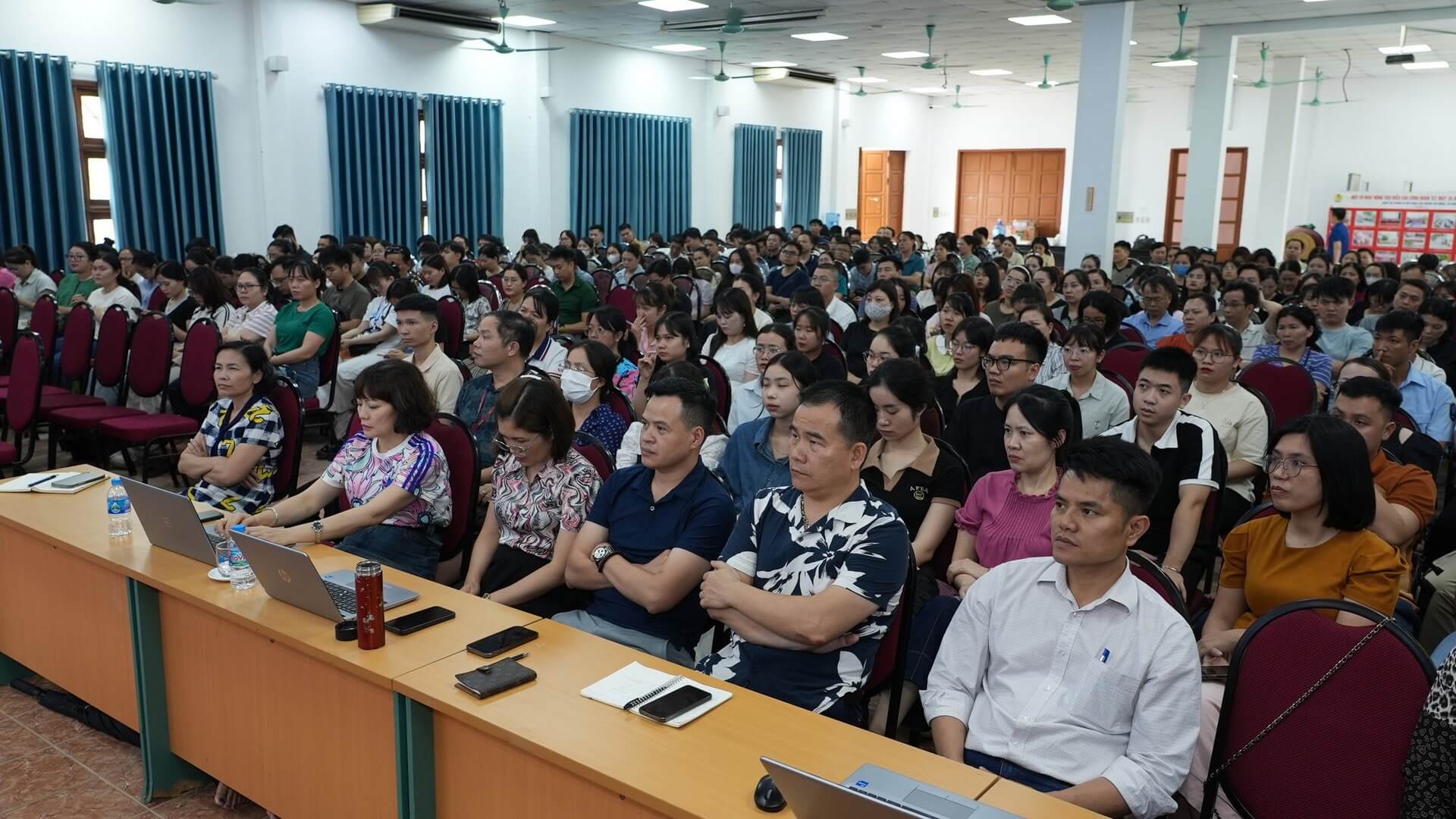 Khóa đào tạo phương pháp ứng dụng AI trong công việc