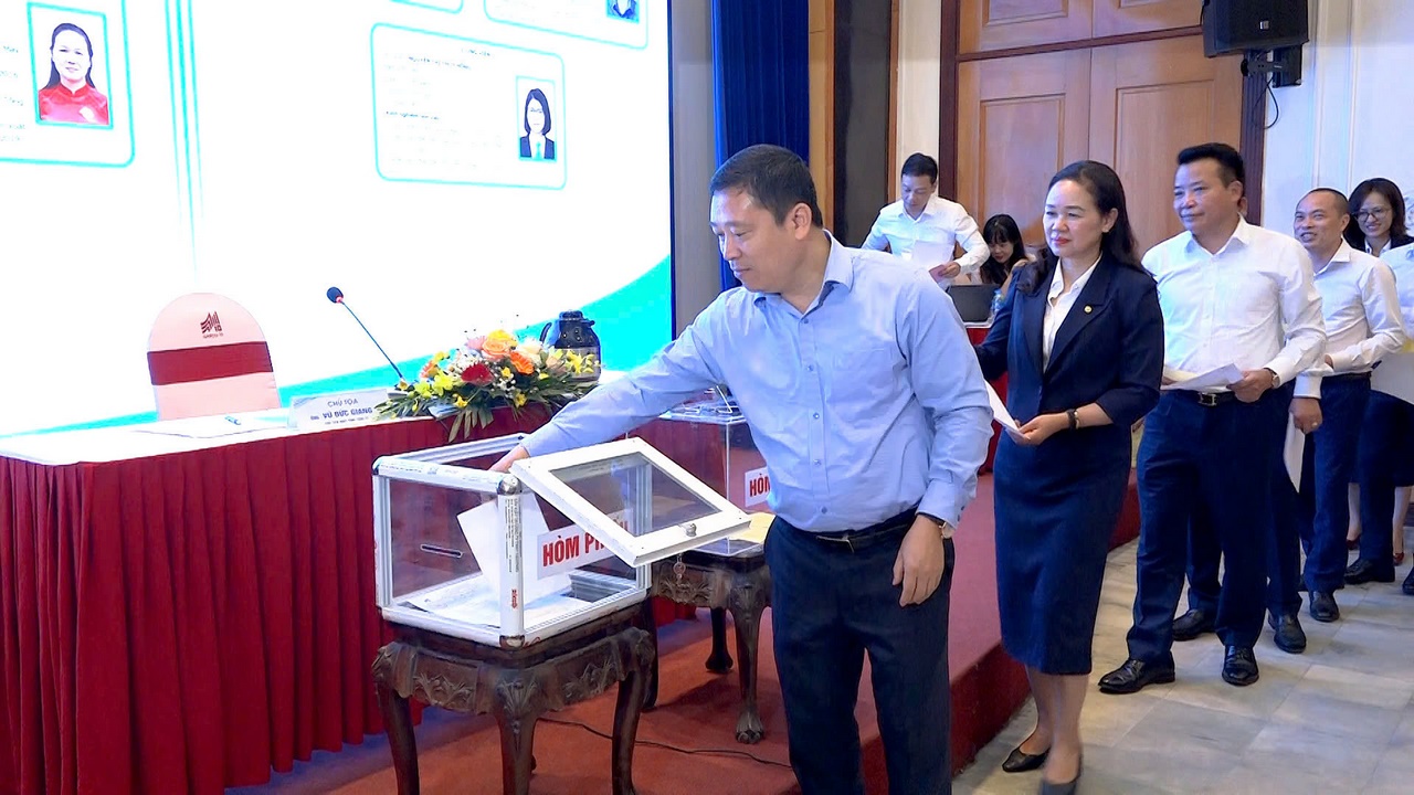 May 10 tổ chức thành công Đại hội đồng cổ đông nhiệm kỳ 2025–2030