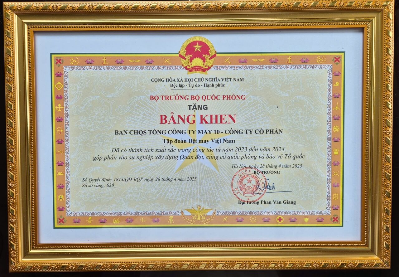 Lực lượng tự vệ May 10 – 10 năm kiên trì học Bác, vững vàng giữ vững trật tự doanh nghiệp
