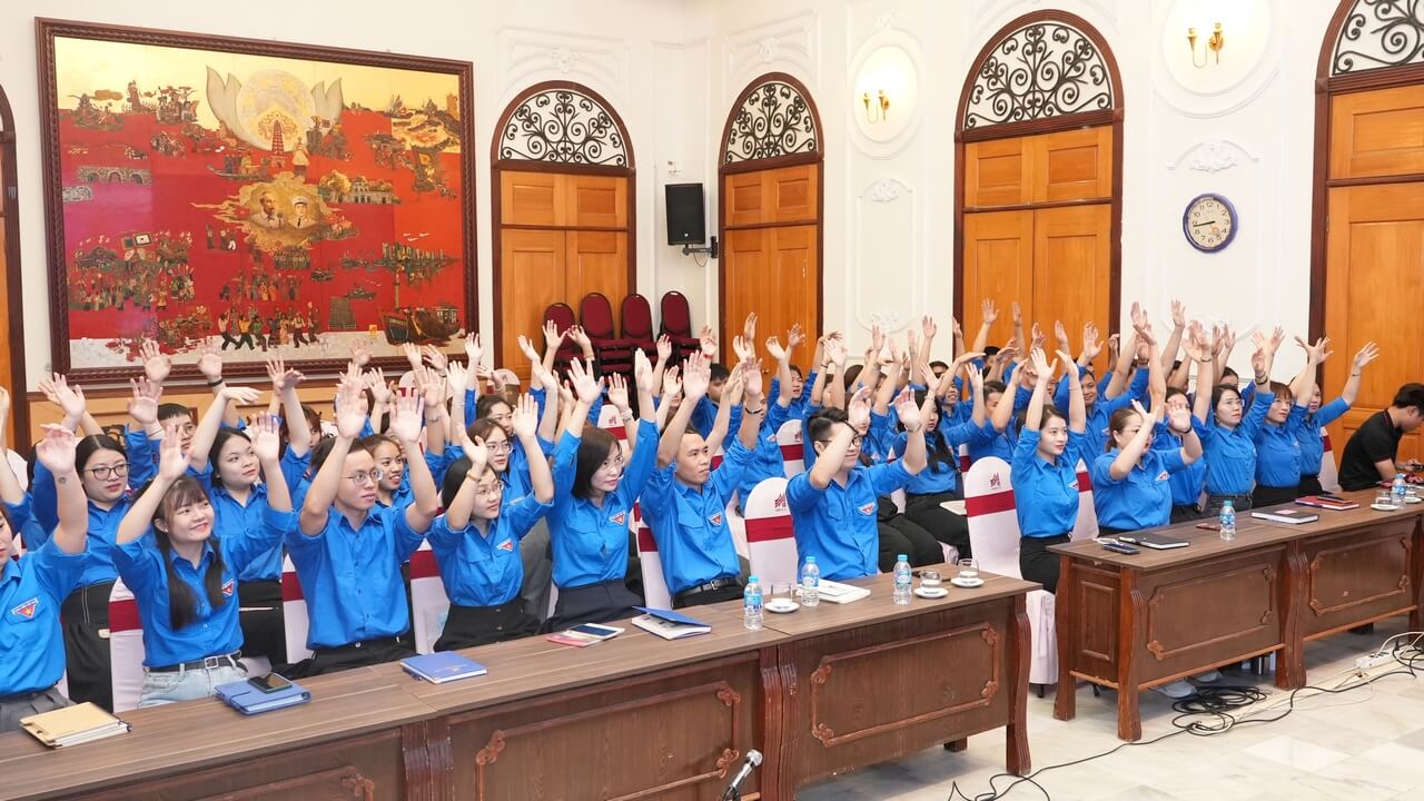Đào tạo chuyên đề: “Tổ chức hoạt động tập thể trong Kỷ nguyên vươn mình”