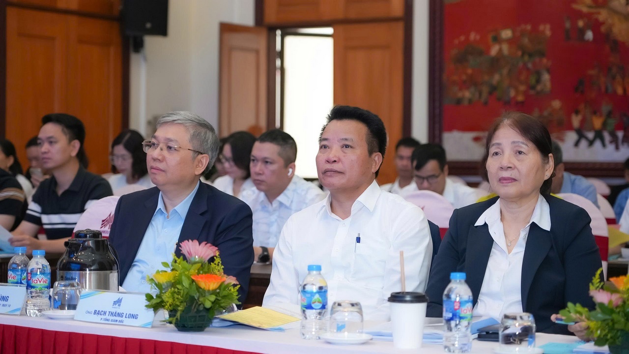 May 10 tổ chức thành công Đại hội đồng cổ đông nhiệm kỳ 2025–2030