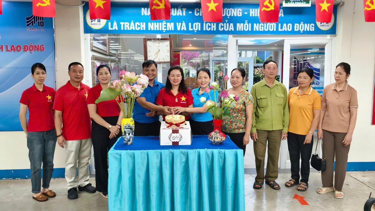 Kỷ niệm 135 năm ngày sinh Chủ tịch Hồ Chí Minh
