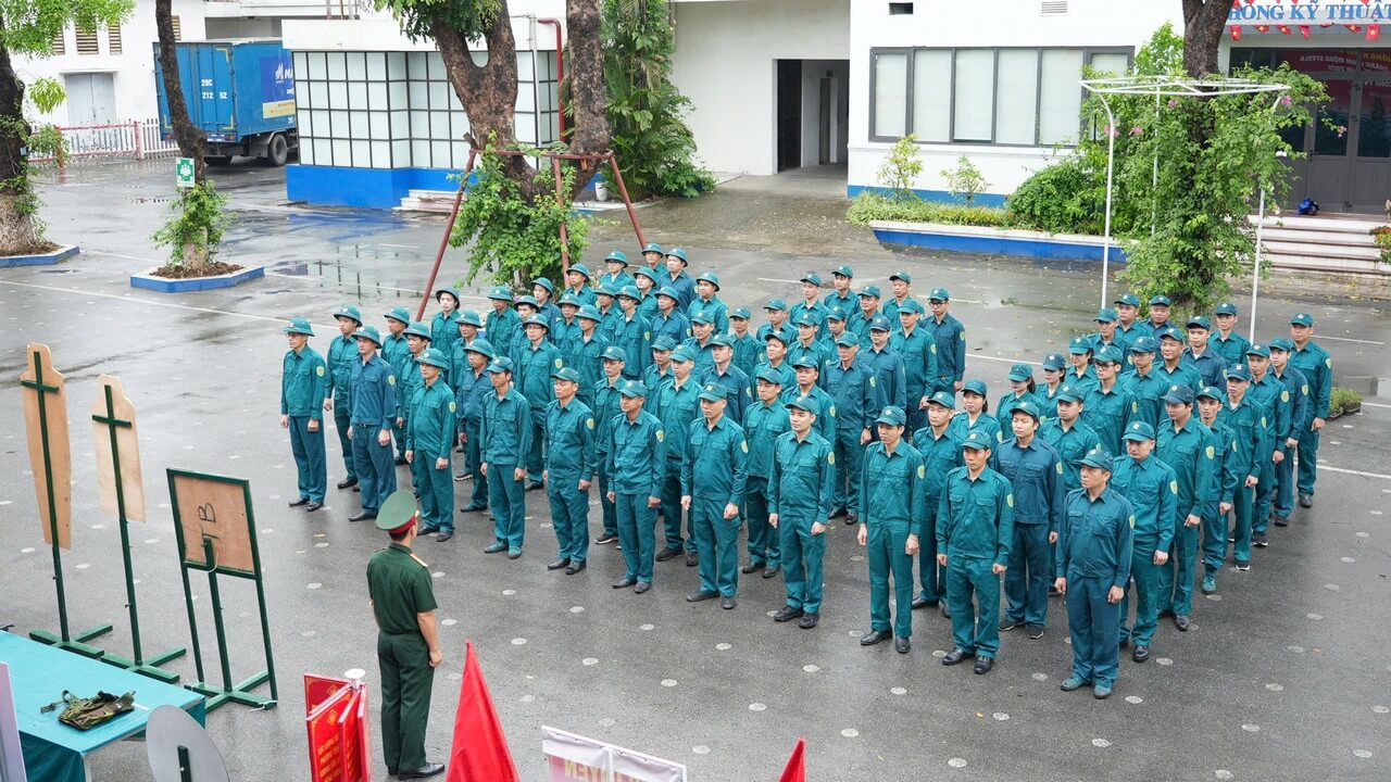 Lực lượng Tự vệ May 10 ra quân huấn luyện 2025 Kỷ luật – Bản lĩnh – Sẵn sàng bảo vệ Tổ quốc từ trong lòng doanh nghiệp