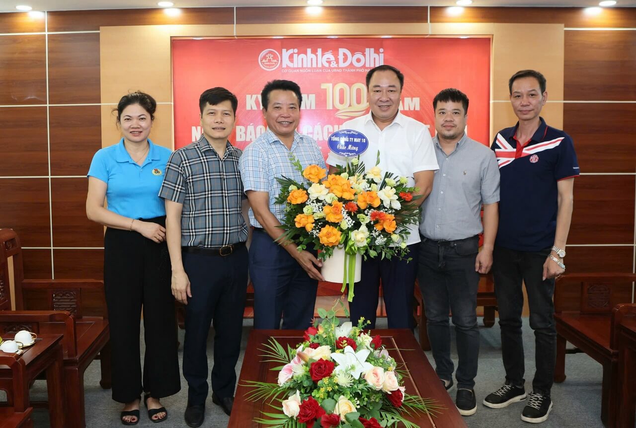 Tổng Công ty May 10 chúc mừng kỷ niệm 100 năm Ngày Báo chí Cách mạng Việt Nam