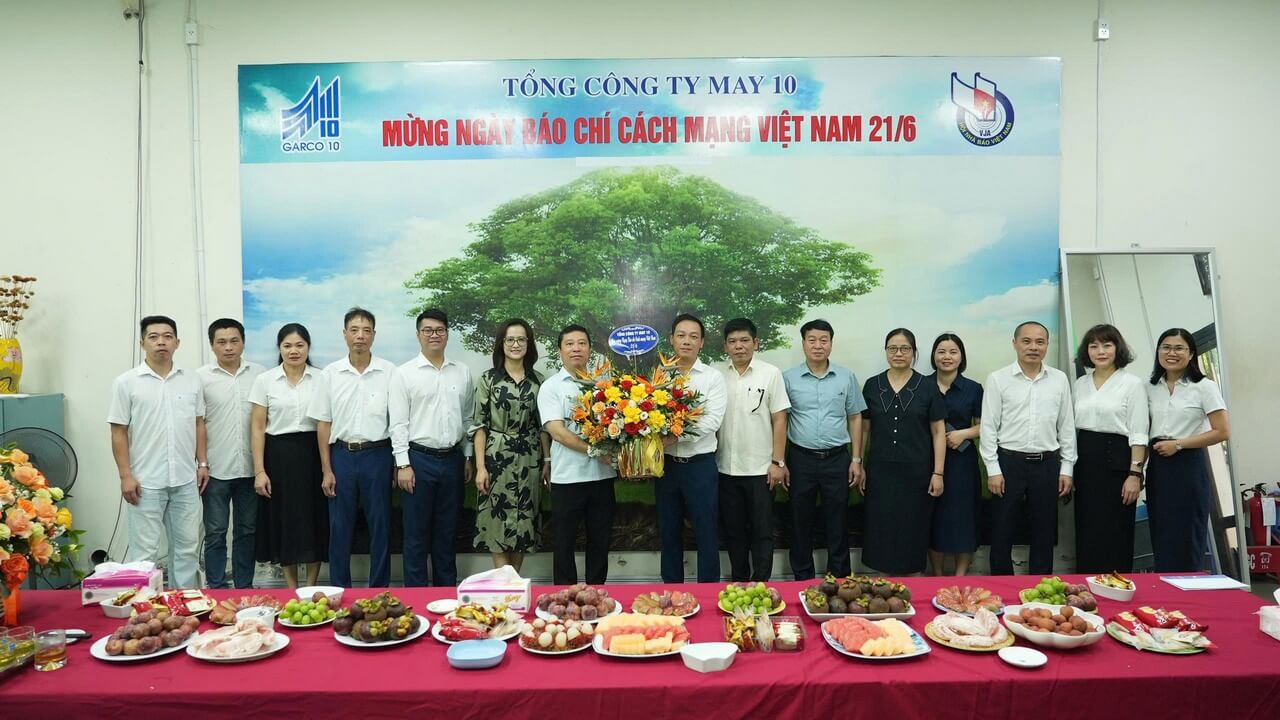 Tổng Công ty May 10 chúc mừng kỷ niệm 100 năm Ngày Báo chí Cách mạng Việt Nam
