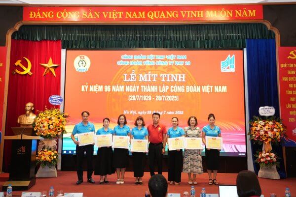 Công đoàn May 10 sơ kết hoạt động Công đoàn 6 tháng đầu năm 2025