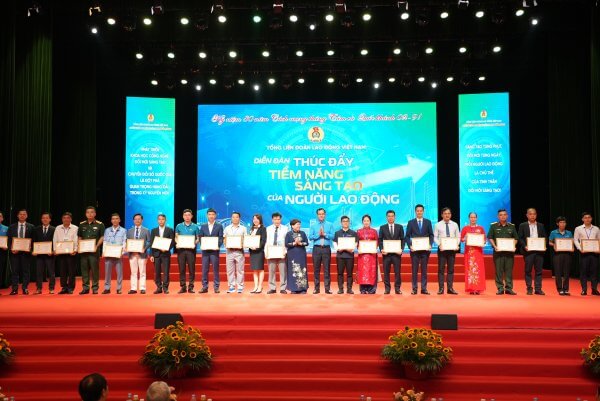 May 10 ghi dấu ấn tại Ngày hội Lao động sáng tạo 2025