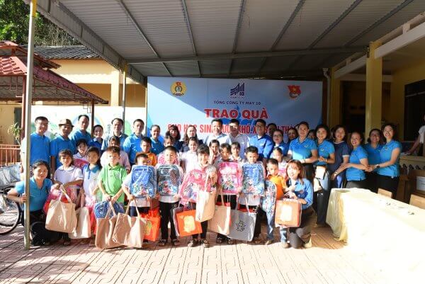 Tổng Công ty May 10 – Hành trình về nguồn ý nghĩa