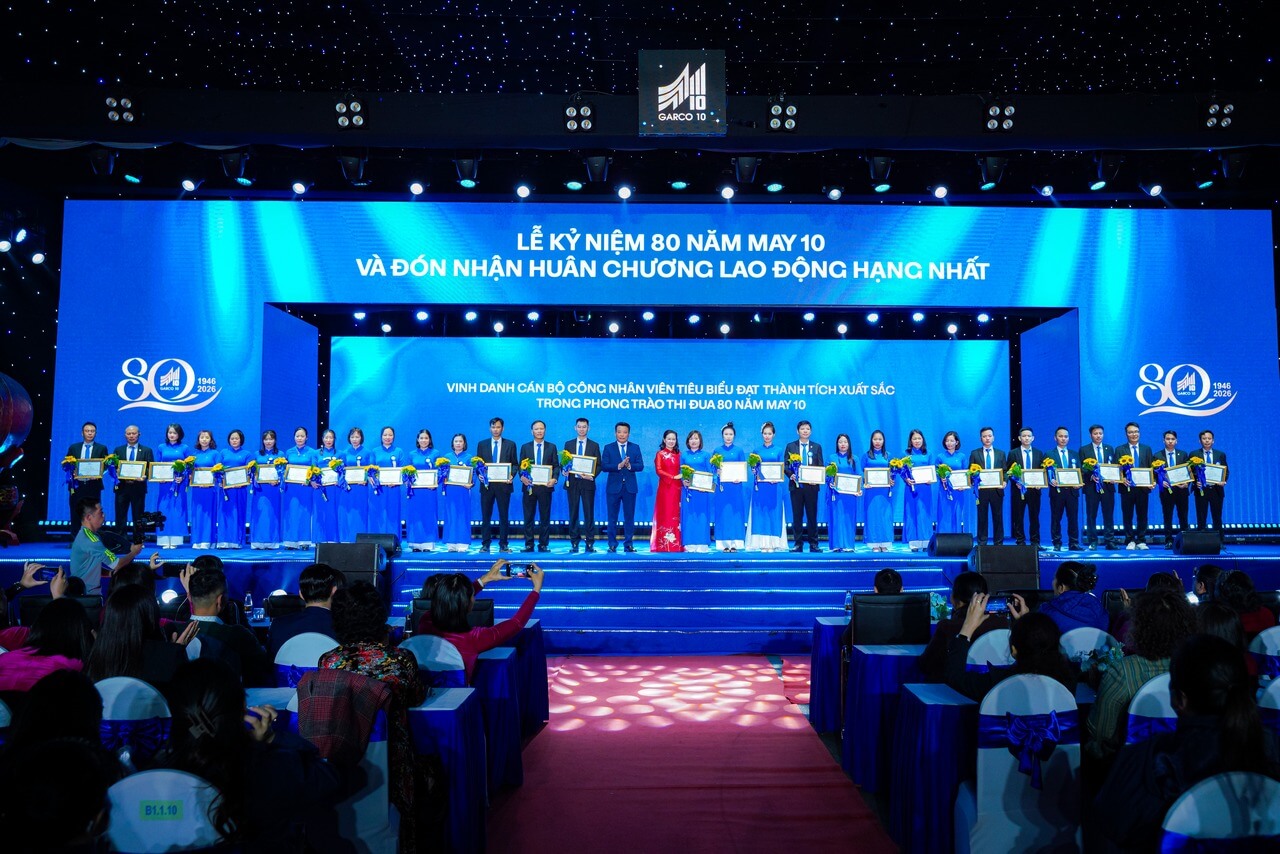 CHƯƠNG TRÌNH NGHỆ THUẬT ĐẶC BIỆT “MAY 10 – 80 NĂM DỆT NÊN KHÁT VỌNG VIỆT”