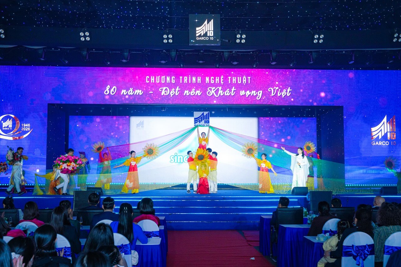 CHƯƠNG TRÌNH NGHỆ THUẬT ĐẶC BIỆT “MAY 10 – 80 NĂM DỆT NÊN KHÁT VỌNG VIỆT”