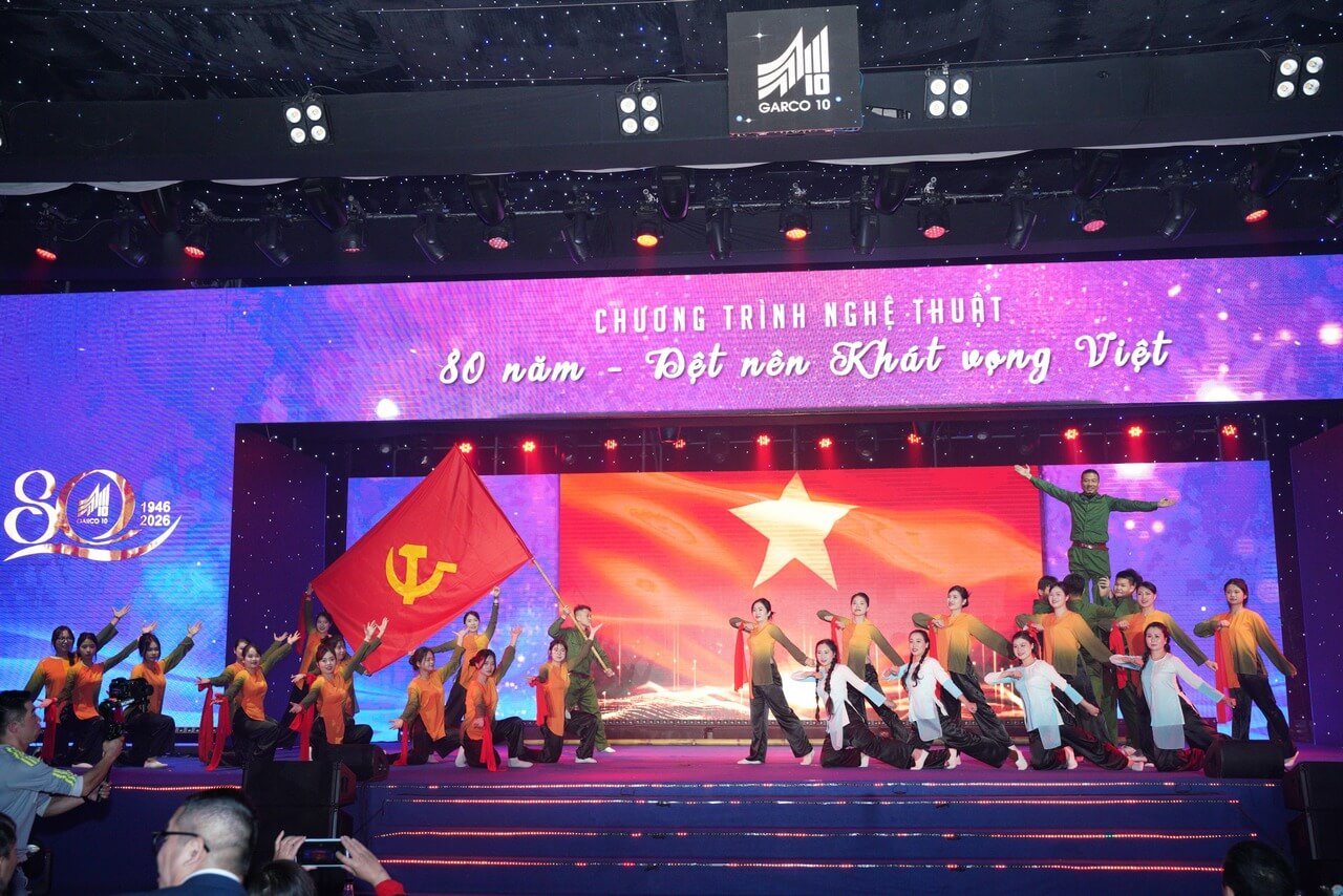 CHƯƠNG TRÌNH NGHỆ THUẬT ĐẶC BIỆT “MAY 10 – 80 NĂM DỆT NÊN KHÁT VỌNG VIỆT”