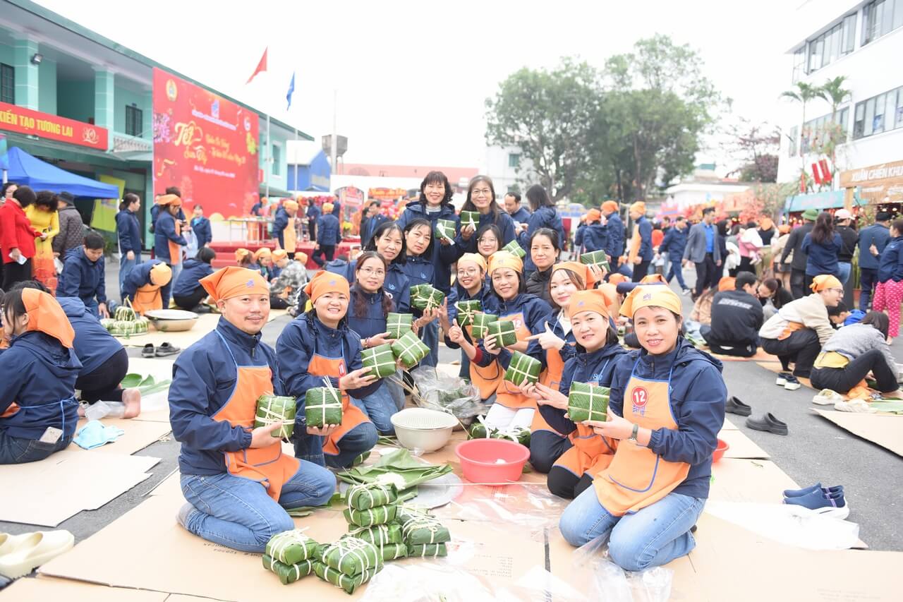 TẾT SUM VẦY – XUÂN ƠN ĐẢNG 2026 TẠI MAY 10