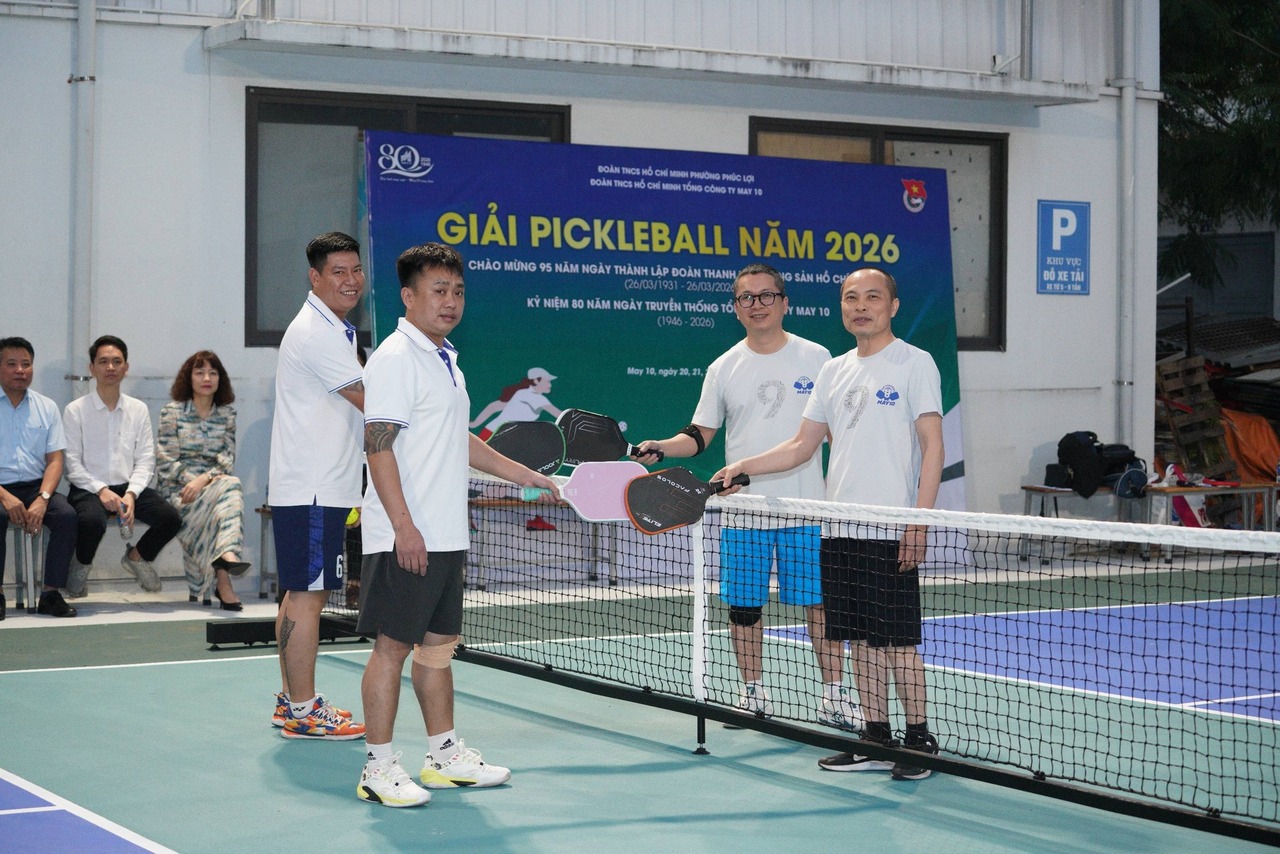 KHAI MẠC GIẢI PICKLEBALL MAY 10 LẦN THỨ I – KHỞI ĐỘNG SÂN CHƠI NĂNG ĐỘNG, KẾT NỐI TINH THẦN ĐOÀN KẾT