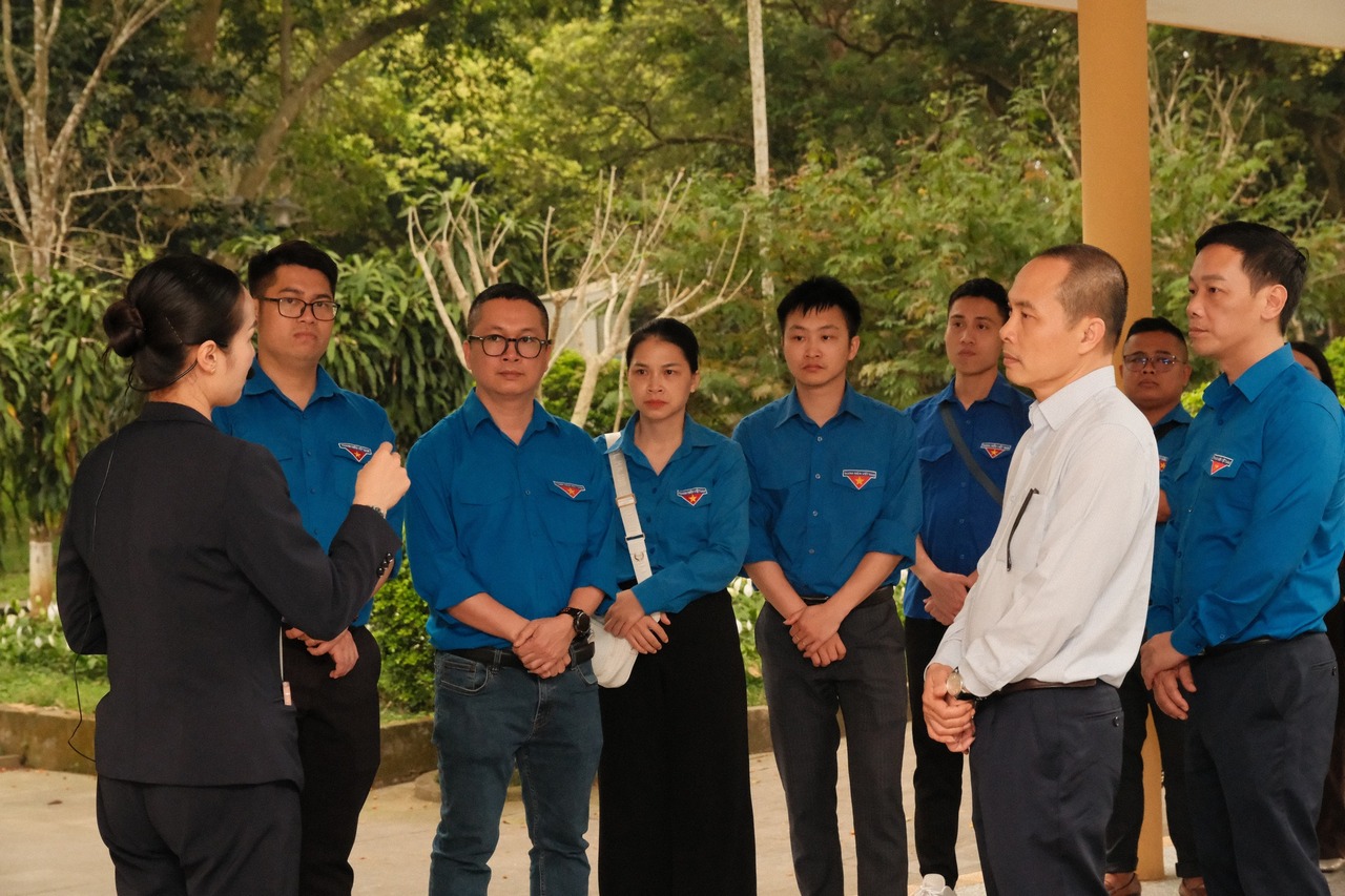 HÀNH TRÌNH VỀ NGUỒN – LAN TỎA TRUYỀN THỐNG, KHƠI DẬY KHÁT VỌNG CỐNG HIẾN CỦA TUỔI TRẺ MAY 10