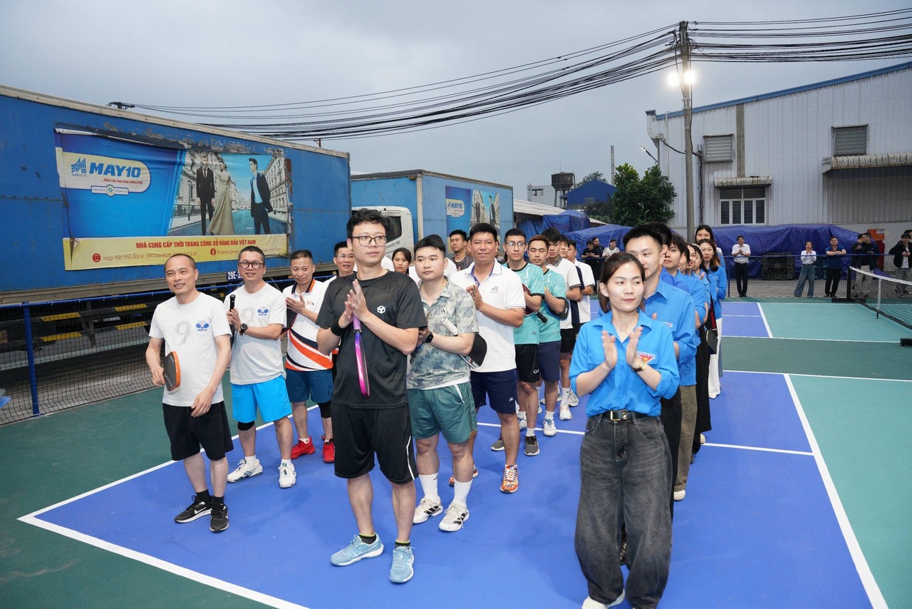 KHAI MẠC GIẢI PICKLEBALL MAY 10 LẦN THỨ I – KHỞI ĐỘNG SÂN CHƠI NĂNG ĐỘNG, KẾT NỐI TINH THẦN ĐOÀN KẾT