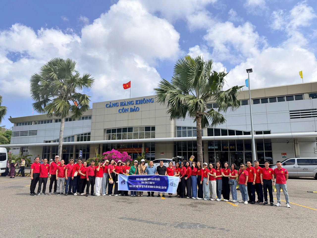 ĐOÀN CÔNG NHÂN, NHÂN VIÊN TIÊU BIỂU, XUẤT SẮC NHẤT NĂM 2025 MAY 10 THĂM QUAN, HỌC TẬP TẠI CÔN ĐẢO – TP. HỒ CHÍ MINH – CẦN THƠ