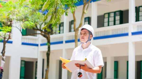 LÊ ĐỨC KIÊN – GƯƠNG MẶT TRẺ GÓP SỨC HOÀN THIỆN NHỮNG CÔNG TRÌNH KỶ NIỆM 80 NĂM MAY 10