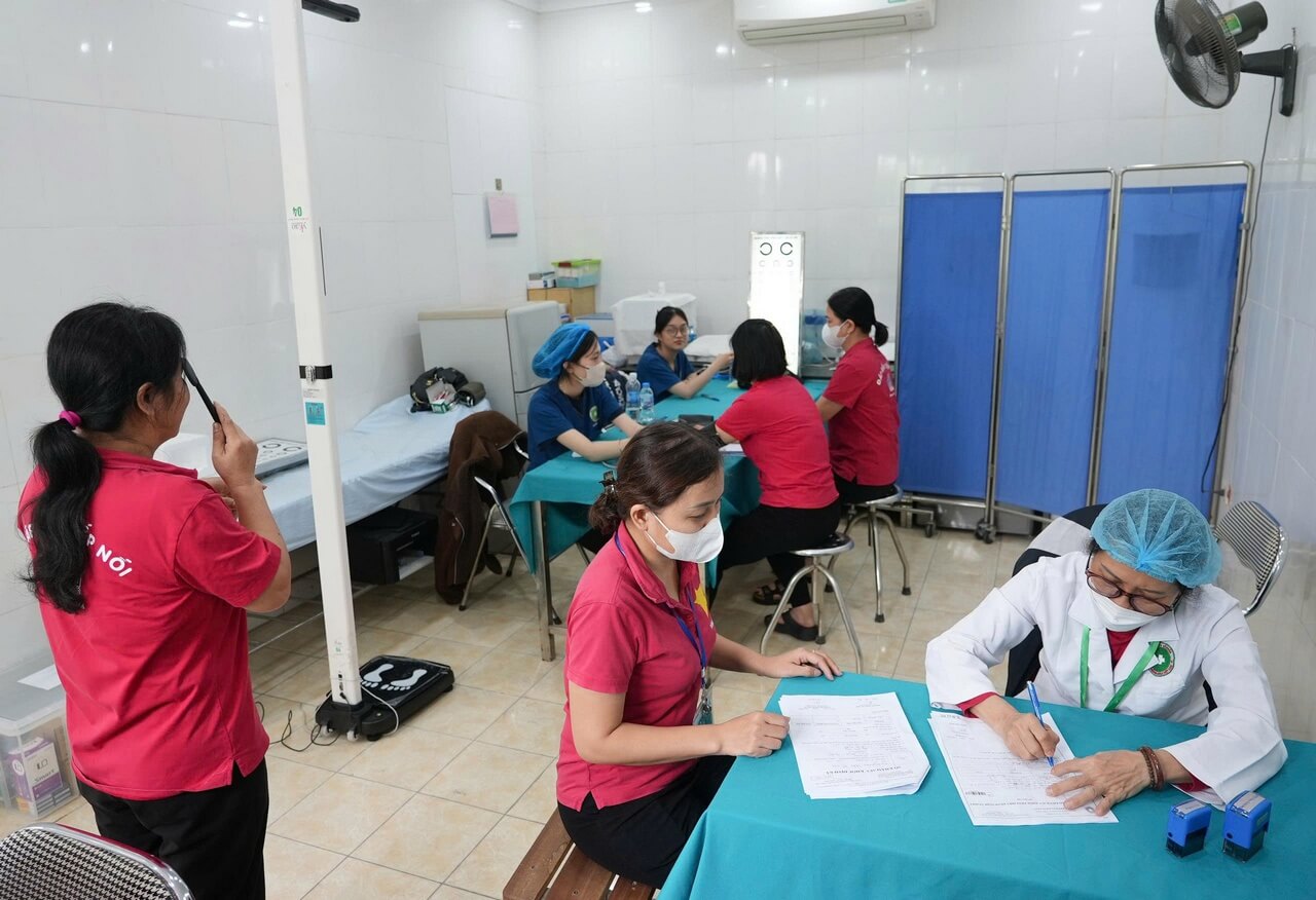 MAY 10 TỔ CHỨC KHÁM SỨC KHỎE ĐỊNH KỲ ĐỢT 1 NĂM 2026 CHO NGƯỜI LAO ĐỘNG