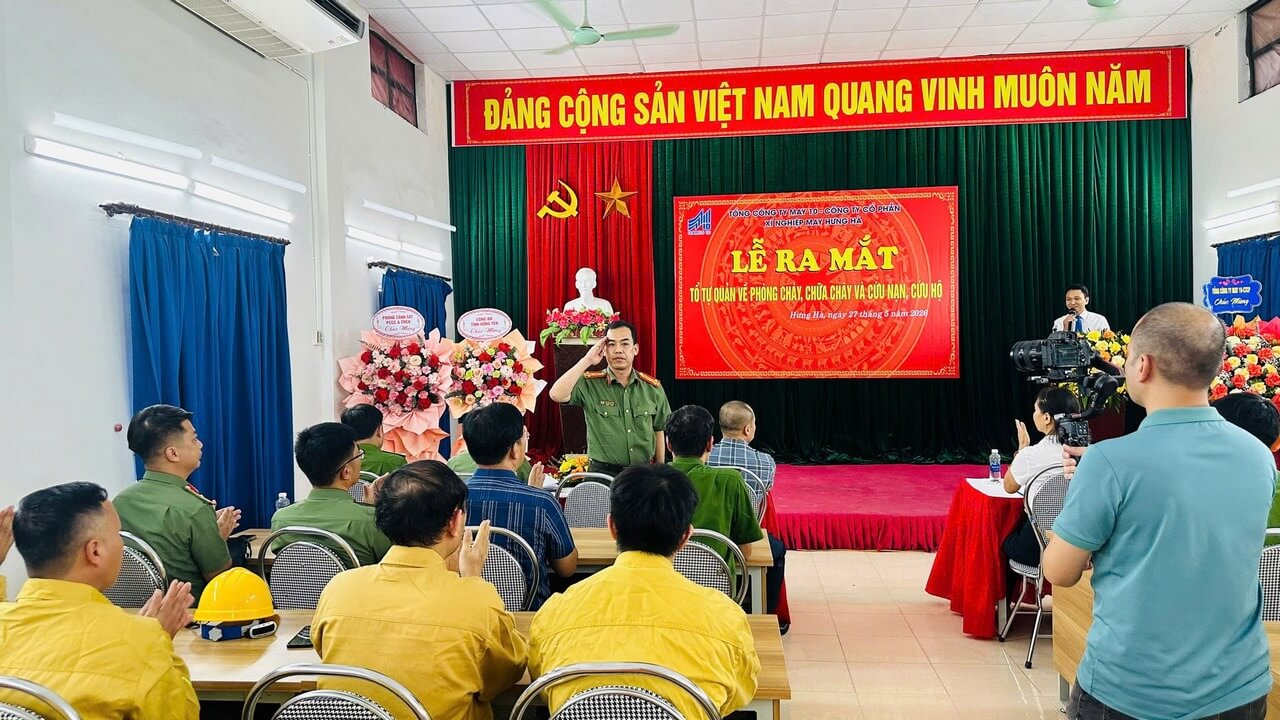 LỄ RA MẮT MÔ HÌNH ĐIỂM: “TỔ TỰ QUẢN VỀ PHÒNG CHÁY, CHỮA CHÁY VÀ CỨU NẠN, CỨU HỘ” TẠI XÍ NGHIỆP MAY HƯNG HÀ