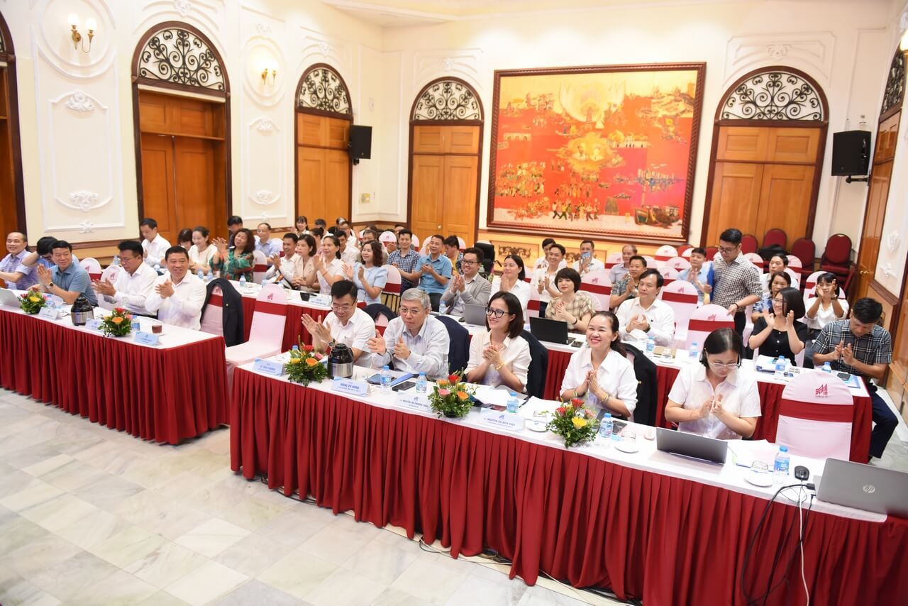 ĐẠI HỘI ĐỒNG CỔ ĐÔNG THƯỜNG NIÊN NĂM 2026 MAY 10 TIẾP TỤC DUY TRÌ ĐÀ TĂNG TRƯỞNG TÍCH CỰC