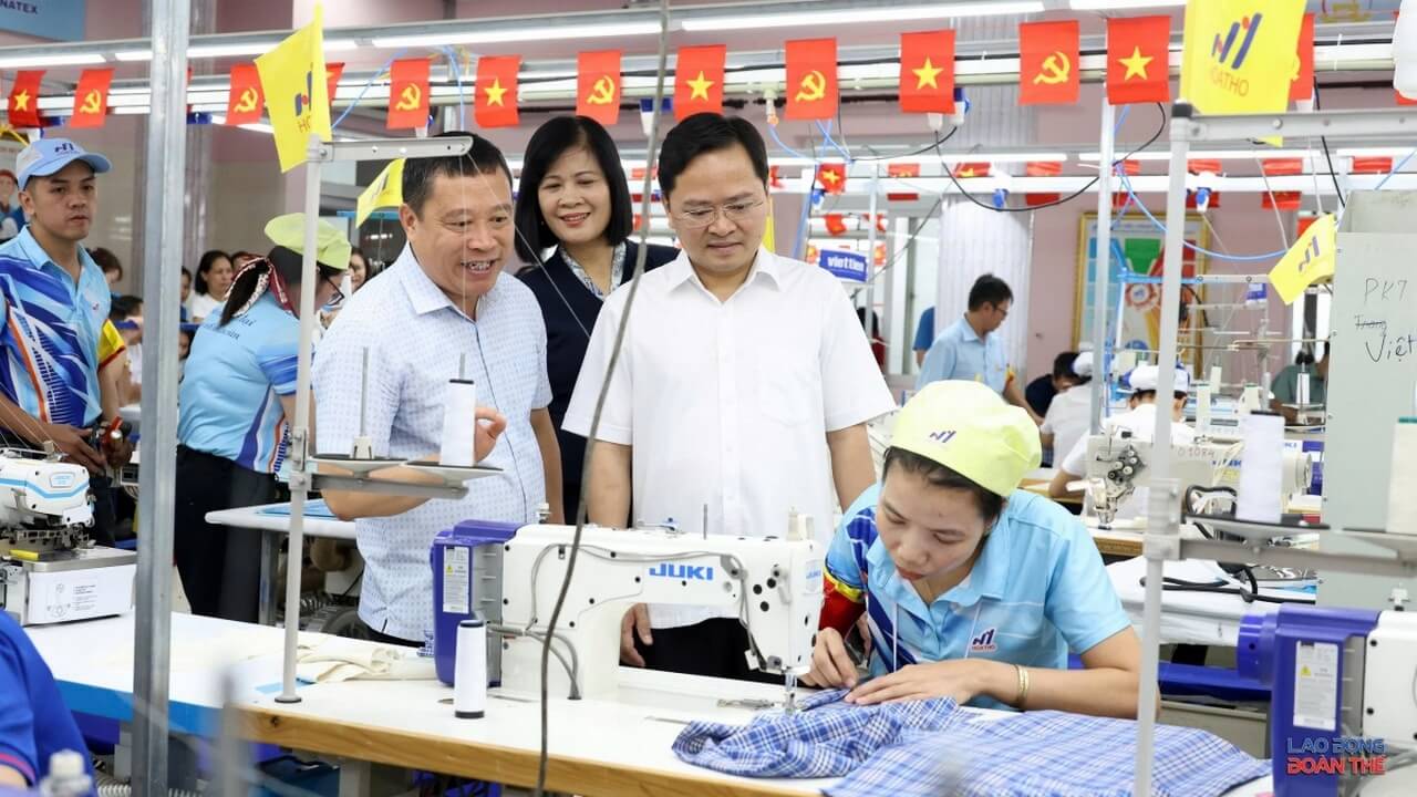 KHAI MẠC HỘI THI THỢ GIỎI NGÀNH DỆT MAY VIỆT NAM LẦN THỨ VII – NĂM 2026 – LĨNH VỰC DỆT THOI