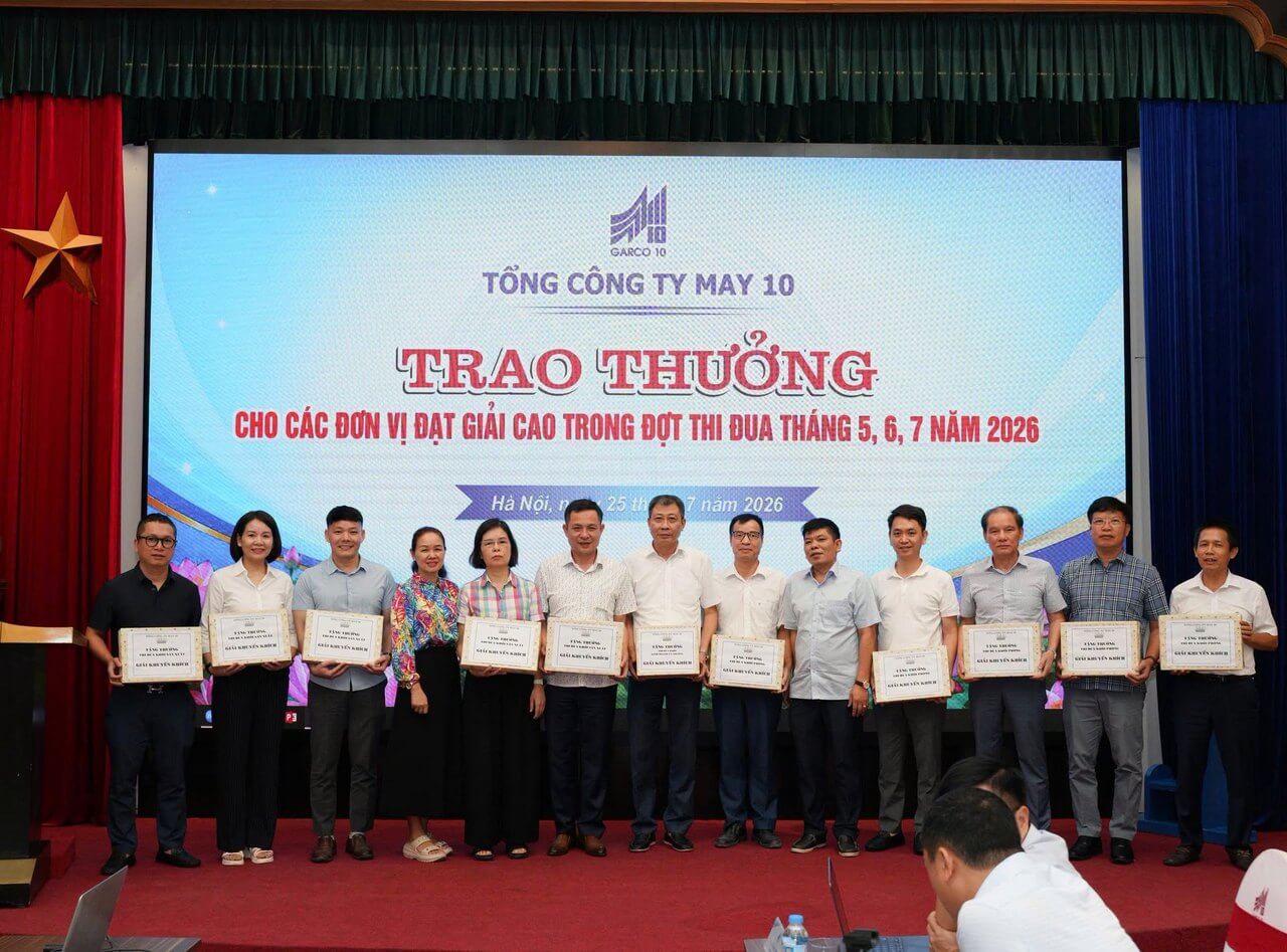 BỨT PHÁ PHONG TRÀO THI ĐUA VINH DANH NHỮNG “ĐIỂM SÁNG” MAY 10
