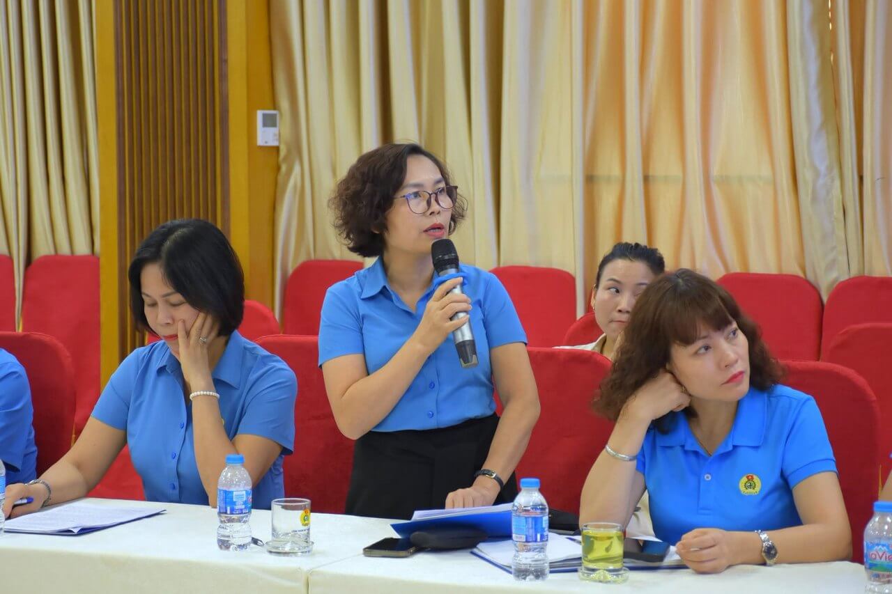 CÔNG ĐOÀN MAY 10 CHIA SẺ THAM LUẬN TẠI TỌA ĐÀM TOÀN NGÀNH VỀ CÔNG TÁC NỮ CÔNG