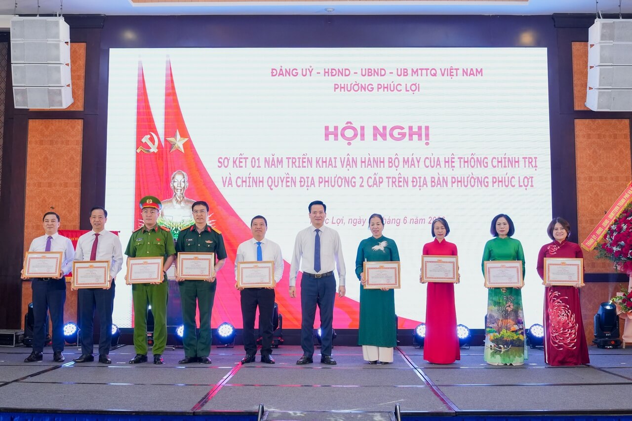ĐẢNG BỘ MAY 10: KHẲNG ĐỊNH VAI TRÒ ĐẦU TÀU TRONG CÁC PHONG TRÀO ĐỊA PHƯƠNG