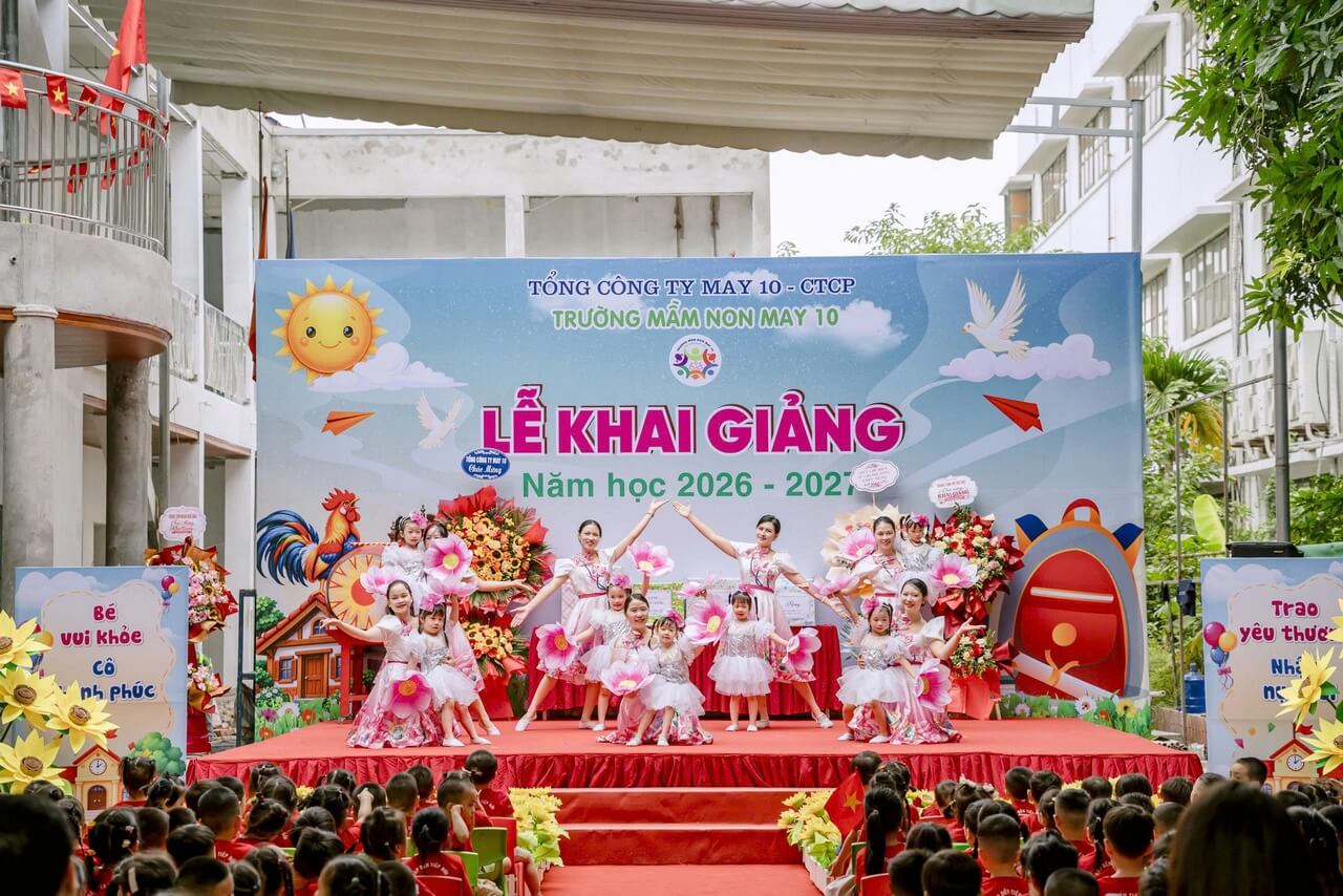 MẦM XANH DƯỚI MÁI NHÀ CHUNG MAY 10 NĂM HỌC MỚI, KHÁT VỌNG MỚI!