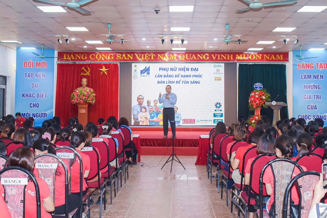 MAY 10 TỔ CHỨC NÓI CHUYỆN CHUYÊN ĐỀ “PHỤ NỮ HIỆN ĐẠI – CÂN BẰNG ĐỂ HẠNH PHÚC, BẢN LĨNH ĐỂ TỎA SÁNG”